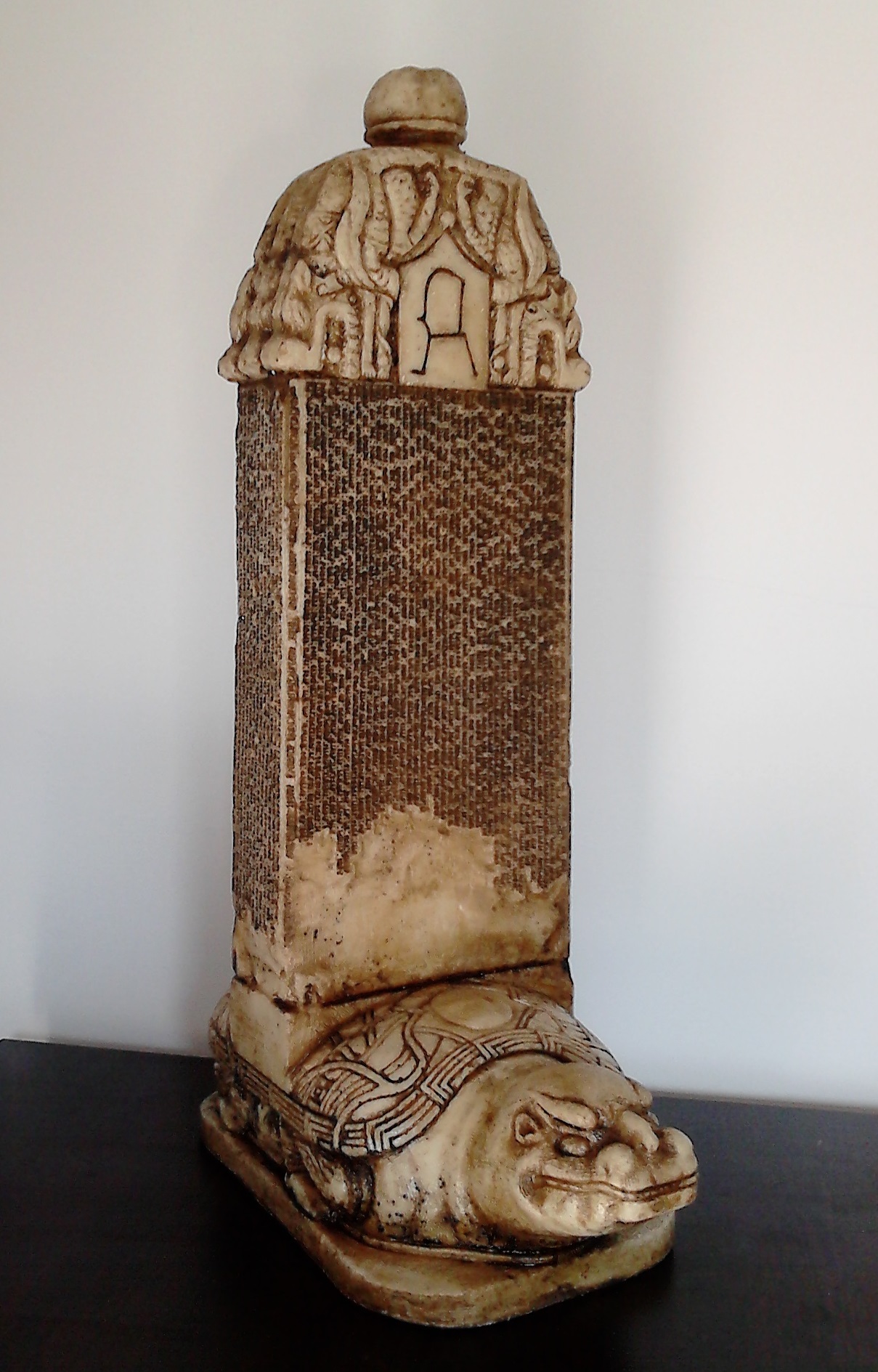 orhun yazitlari  kultigin biblo yaptir khosho tsaidam monuments gokturk abideleri kitabeleri ejderha kaplumbaga